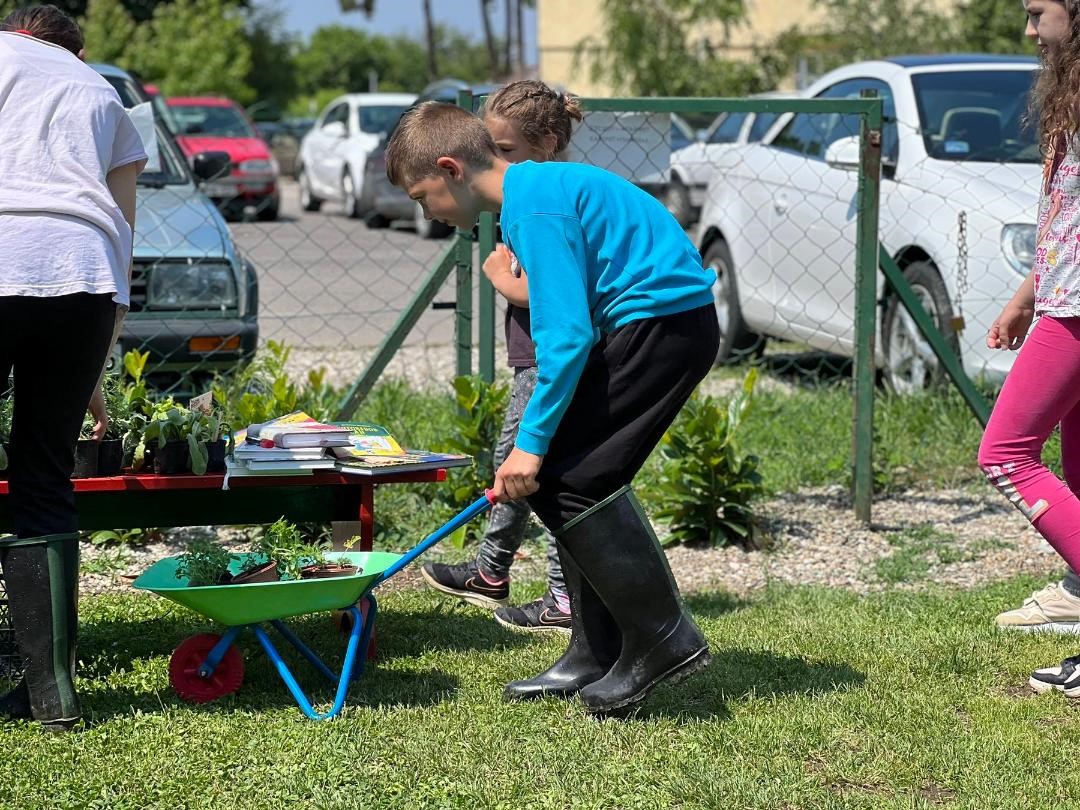 ЈУ ЦЕНТАР ЗА СОЦИЈАЛНИ РАД, БИЈЕЉИНА-ПРОЈЕКАТ „МАЛИ БАШТОВАНИ“